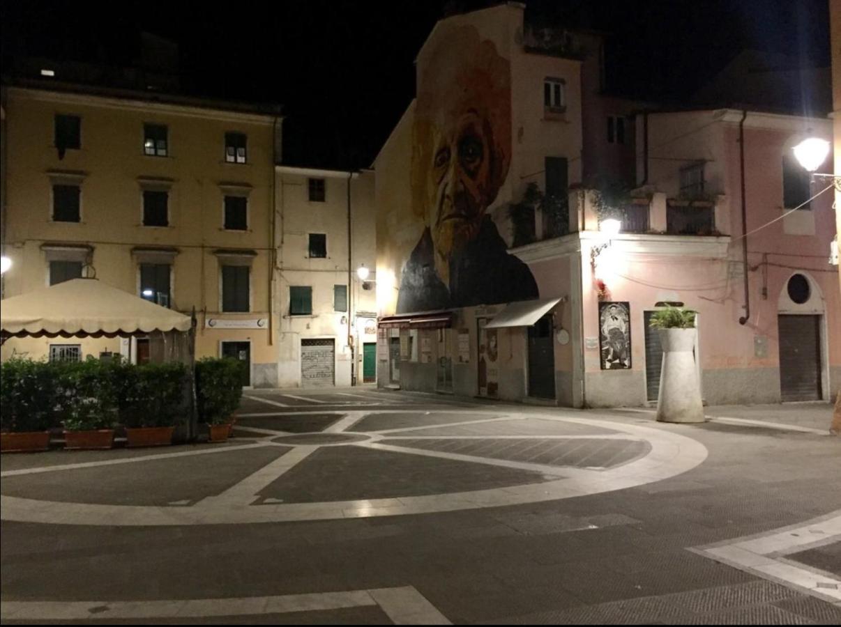 Stupenda Mansarda Centralissima, Finiture Di Lusso Каррара Экстерьер фото